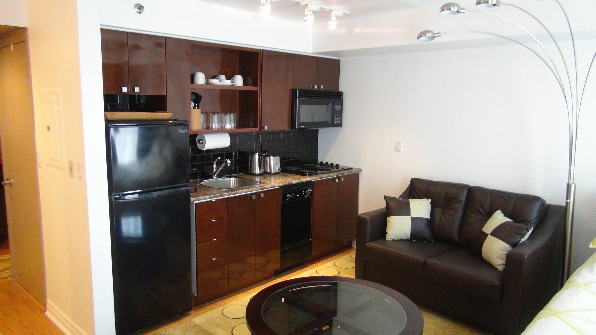Visitor Accommodation Торонто Екстер'єр фото