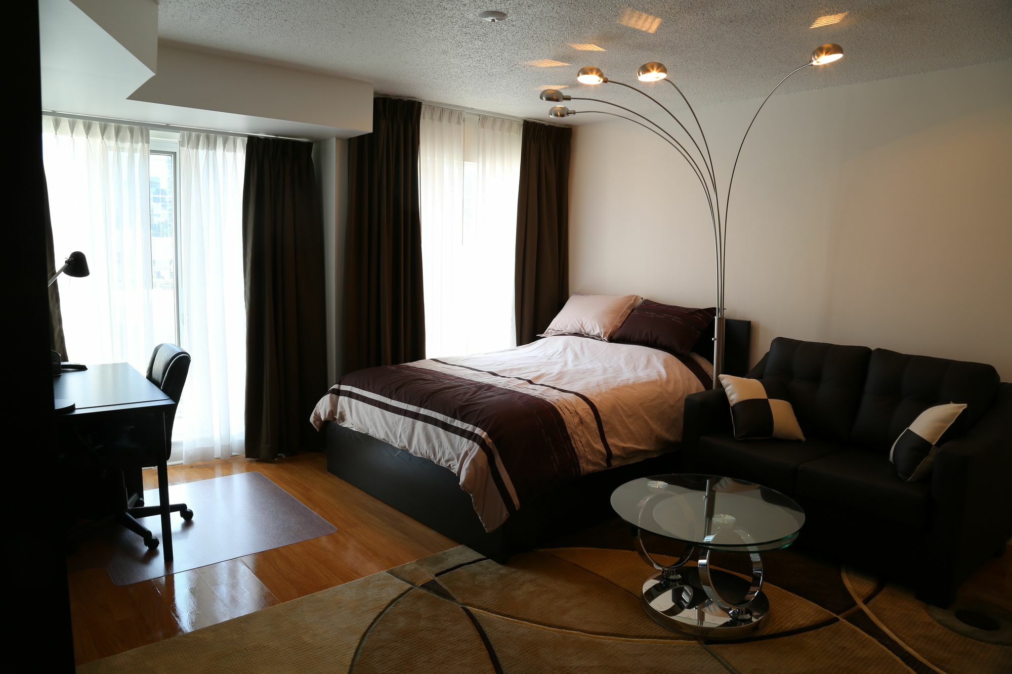 Visitor Accommodation Торонто Екстер'єр фото